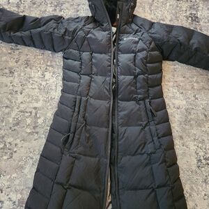 Columbia Women's Long Black Puffer Jacket With OMNI HEAT Technoogy